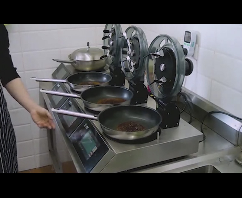 Riz frit automatique électrique Megcook Wok/machines de l'équipement de  l'industrie de la machine de cuisson/3520W Robot de cuisine commercial  intelligent/machines commerciales de cuisson - Chine Megcook, entièrement  automatique des robots de cuisine